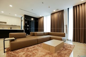 Vinhomes Golden River luxury apartment for rent with villa and marina view