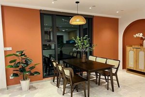 Cardinal Court 3-bedroom apartment for rent with beautiful furniture