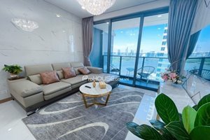 2 bedroom luxury apartment for rent in Sunwah Pearl with large balcony