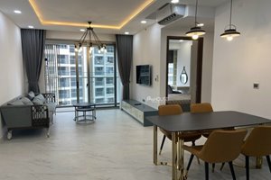 Beautiful apartment for rent in Midtown M7 with 2 bedrooms full furniture