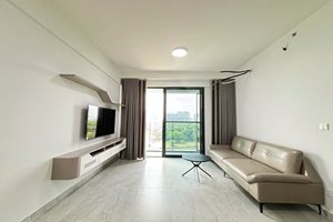 Modern 2-bedroom apartment for rent at Cardinal Court with open view and parking space