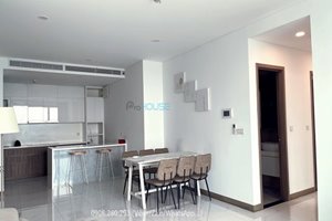 3 bedroom apartment for rent in White House of Sunwah Pearl with Saigon River view