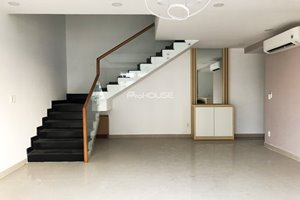 Partly furnished 3 bedroom penthouse for rent in Phu My Hung center