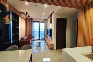 Super nice 2 bedroom apartment for rent in Midtown The Peak with full of luxury furniture