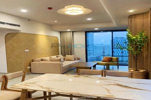 Modern 3br apartment for rent in Cardinal Court with beautiful view