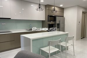 High-end 2 bedroom apartment for rent in The View District 7
