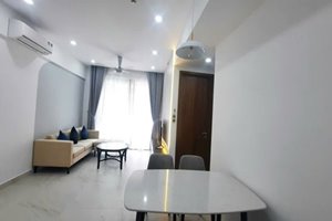 Midtown garden residence with 2 bedrooms and modern furnishings for rent
