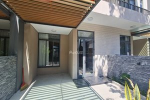 Large 4-bedroom villa for rent at Lavila Nam Saigon with cheap price