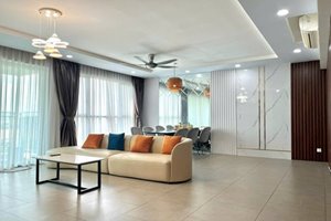 Nice view 3 bedrooms apartment for rent in Riviera Point with full furniture