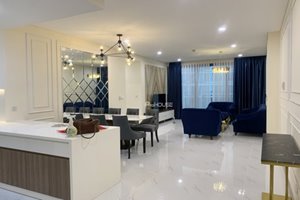 Middle floor Sunwah Pearl apartment for rent with 3 bedrooms fully furnished 