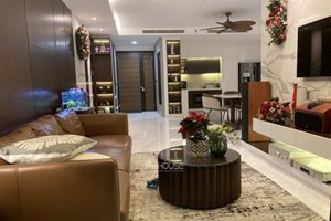 3 bedroom apartment for sale with high-class furniture in Midtown