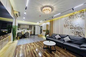 A modern 3 bedrooms apartment for sale at Happy Valley with nice view