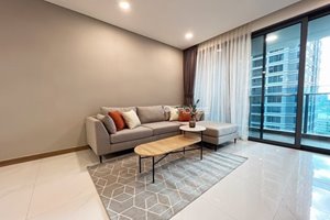 3-bedroom apartment for rent in Sunwah Pearl with beautiful and high-class furniture