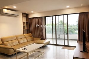 Big balcony apartment for rent in Hung Phuc Happy Residence on the low floor