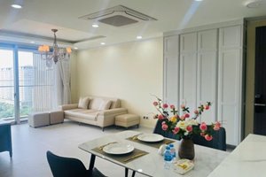 Midtown 2 bedroom apartment for sale fully furnished with basement parking