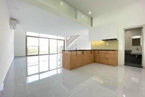 Duplex apartment for rent with cheap price in Midtown M7-The Signature