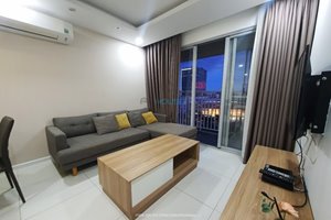 River view 2 bedroom apartment for rent in Scenic Valley with nice furniture