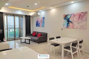 Beautiful 2 bedroom apartment in Midtown The Peak for rent with low rental