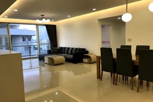 Spacious fully furnished 3 bedroom apartment for rent at Riverpark Residence