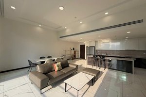 Empire City Linden apartment for sale with stunning river view and high ceiling