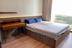 1 bedroom apartment for rent in Empire City with modern furniture