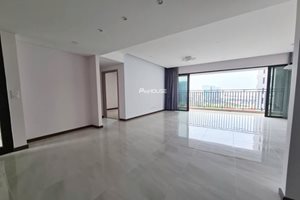 Large 3 bedroom apartment for sale in Riviera Point with beautiful city view