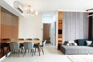 Big size 2br apartment for rent in District 7 with full modern furniture and open view