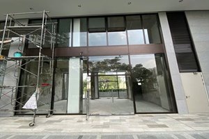 For sale – Midtown Phu My Hung shophouse facing Tan Phu main road with mezzanine