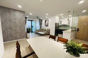 Beautiful view 2 bedroom apartment for sale in Riviera Point at cheap price