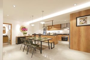 3-bedroom apartment for rent with large balcony at Scenic Valley with full furniture and open view
