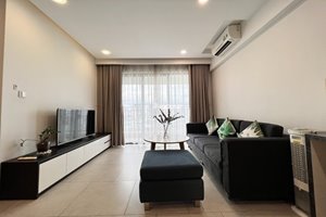 Stunning 2 bedroom apartment for rent in Riviera Point with full furniture