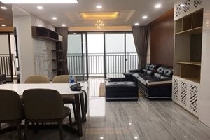 Panoramic city view apartment for rent in The View-Riviera Point with full furniture