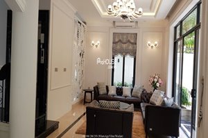 Luxury villa for rent with private swimming pool in Phu My Hung