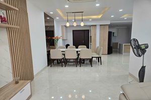 Elegant 3-bedroom apartment for rent at Scenic Valley with fully furnished interior
