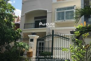 Villa for rent in Phu My Hung, peaceful area, big garden, safe and clean neighbor 