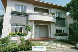 A brand new villa for rent in Phu Gia compound with full of luxury furniture