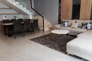 Low rental penthouse for rent in District 7 with full modern furniture and large garden