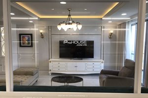 4 bedroom apartment in Scenic Valley for rent with golf view on the high floor