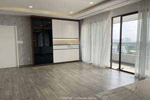 Unfurnished 3 bedroom apartment in The Panorama for rent