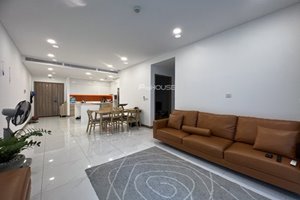 Fully furnished 3-room apartment for rent in Sunwah Pearl at cheap price