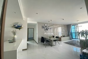 High floor city view apartment for rent at Sunwah Pearl with 2 bedrooms