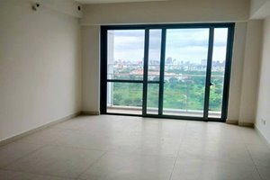 Urban Hill 2 bedroom apartment for sale open view parking available foreign ownership eligible