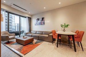 Stylish 2 Bedroom Apartment For Rent at The Opera Residence With Airy View