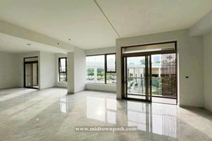Low rental shophouse for rent in Midtown with open view - 124m2 - modern design