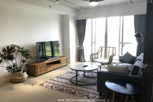 Vintage apartment for rent in district 7 with beautiful view to the golf course