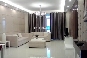 Super nice 2 bedroom apartment for rent with river view in Riverside Residence