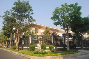 My Tu Villa in Phu My Hung 475 sqm Corner Garden Residence for Rent
