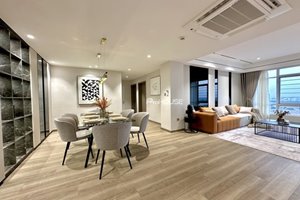 Luxurious and fully furnished apartment for sale in Riverside Residence