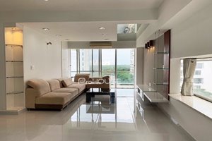 Well-equipped 3 bedroom apartment in Garden Plaza for rent