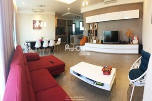 BIG SIZE APARTMENT: 4 bedroom apartment with brand new furniture available for rent in District 7